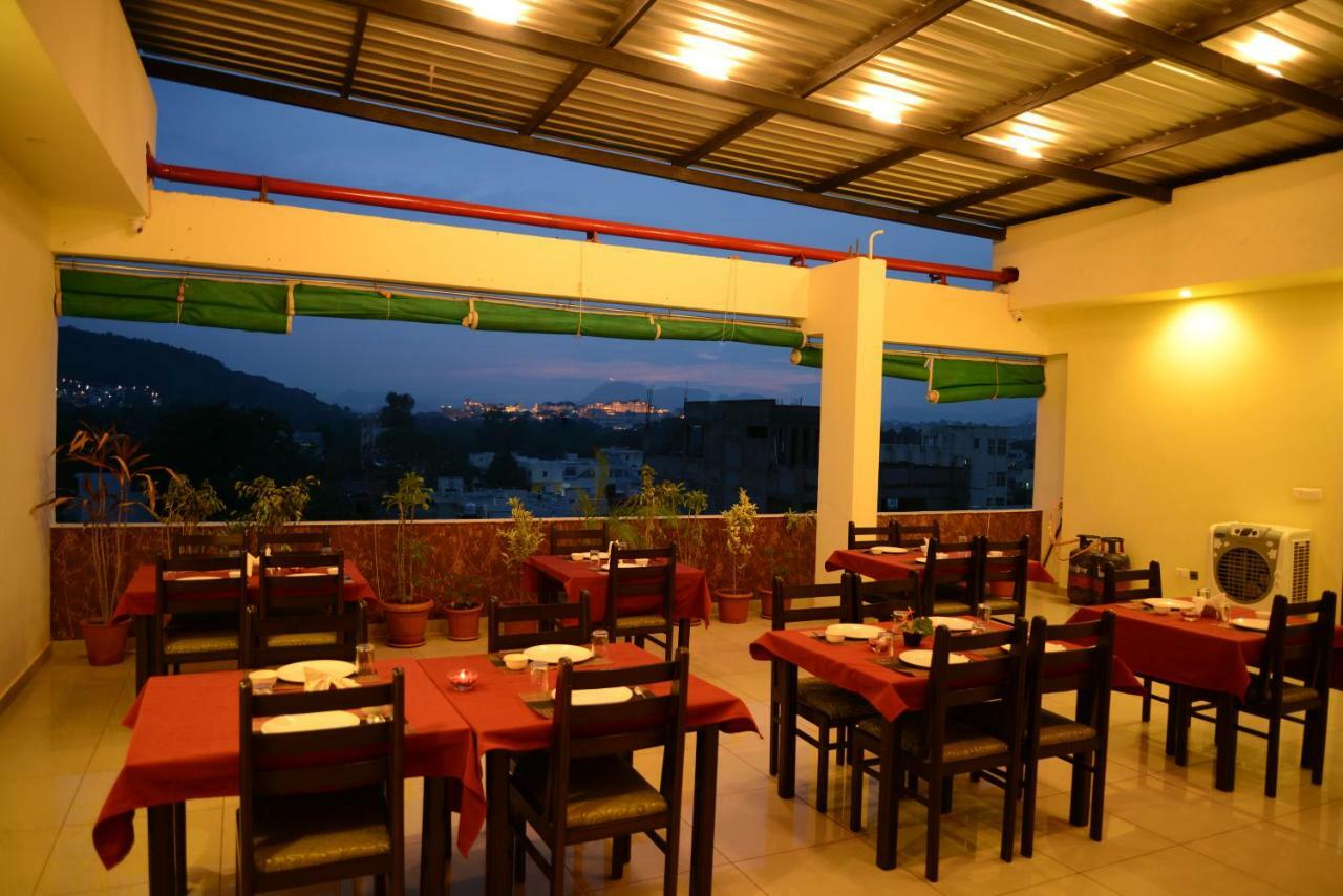 Hotel Sanobar Udaipur Exterior foto